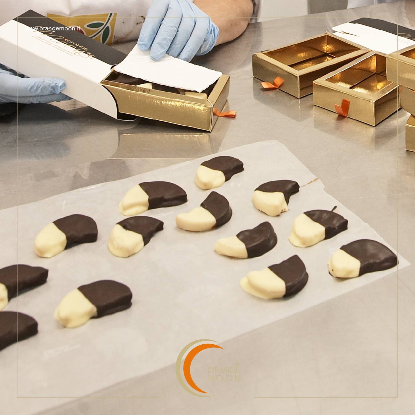 Arance Candite con Cioccolato Bianco e Fondente Orange Moon